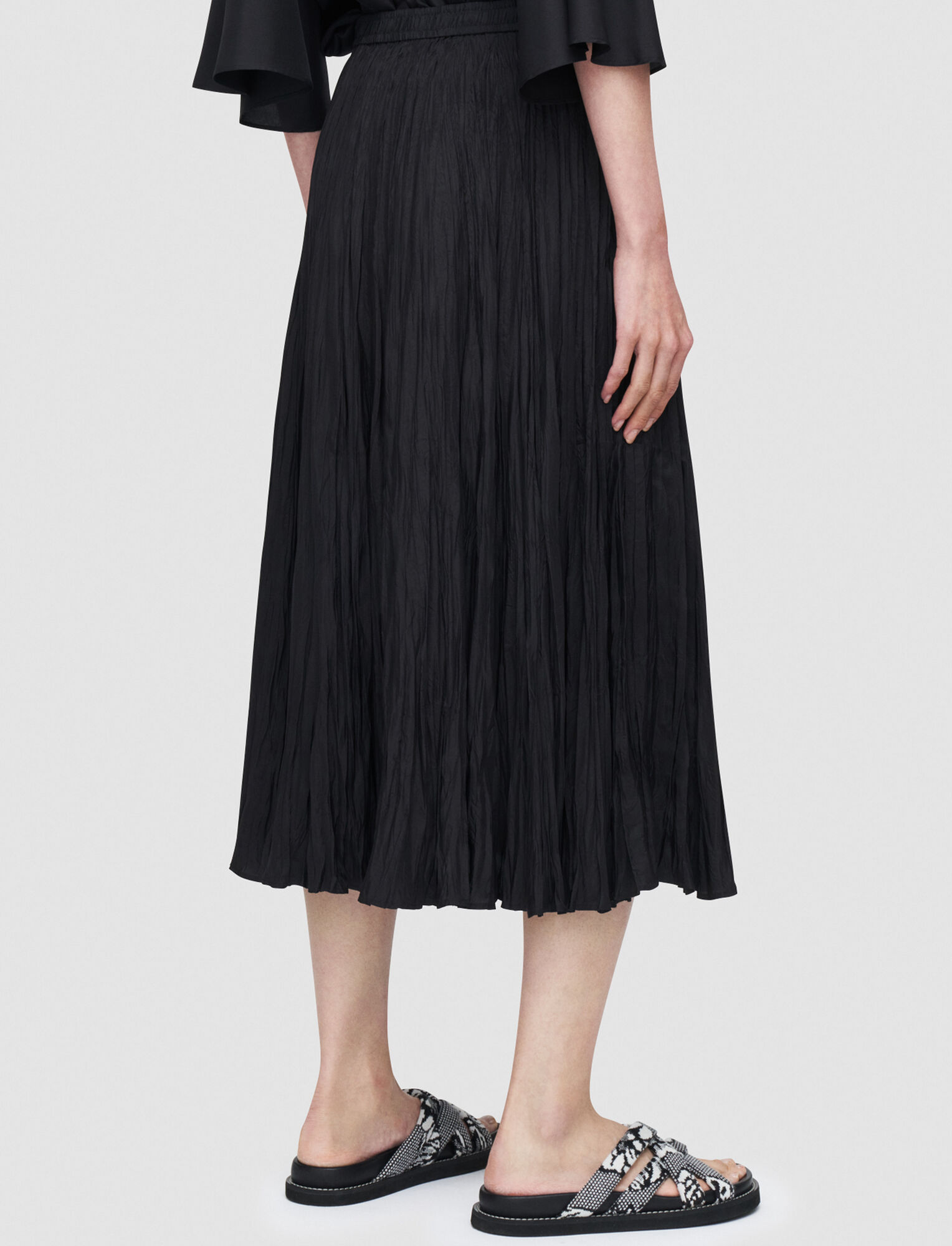 Joseph, Silk Habotai Sully Skirt – Shorter Length, in Black